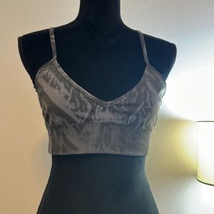 Lululemon sports bra